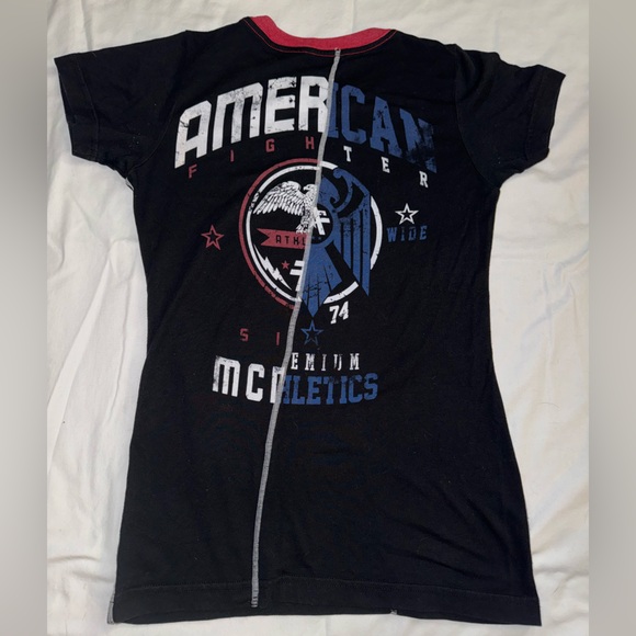 American Fighter split tee - Picture 2 of 3